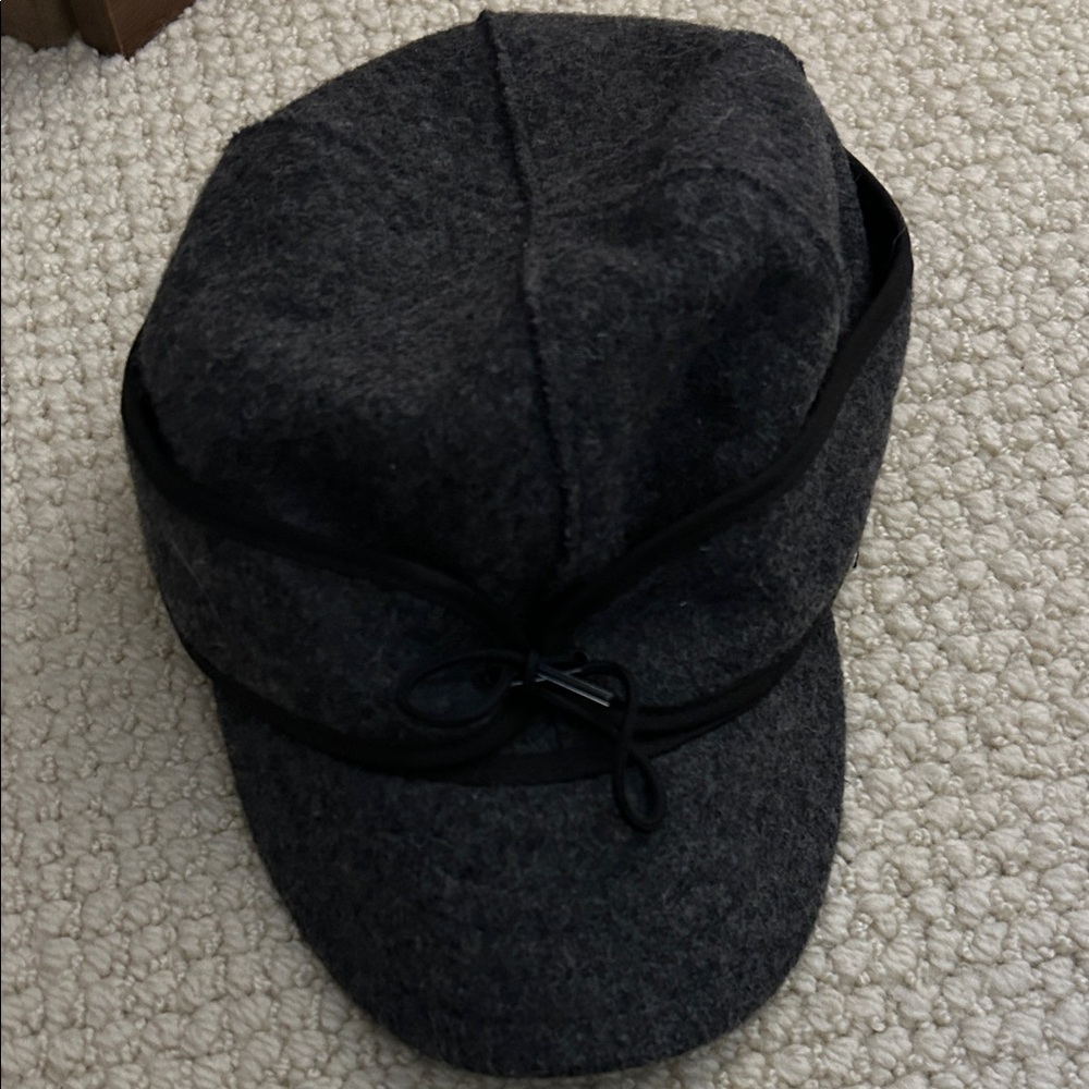 Men's Stormy Kroger Charcoal Wool Hat with Black Trim